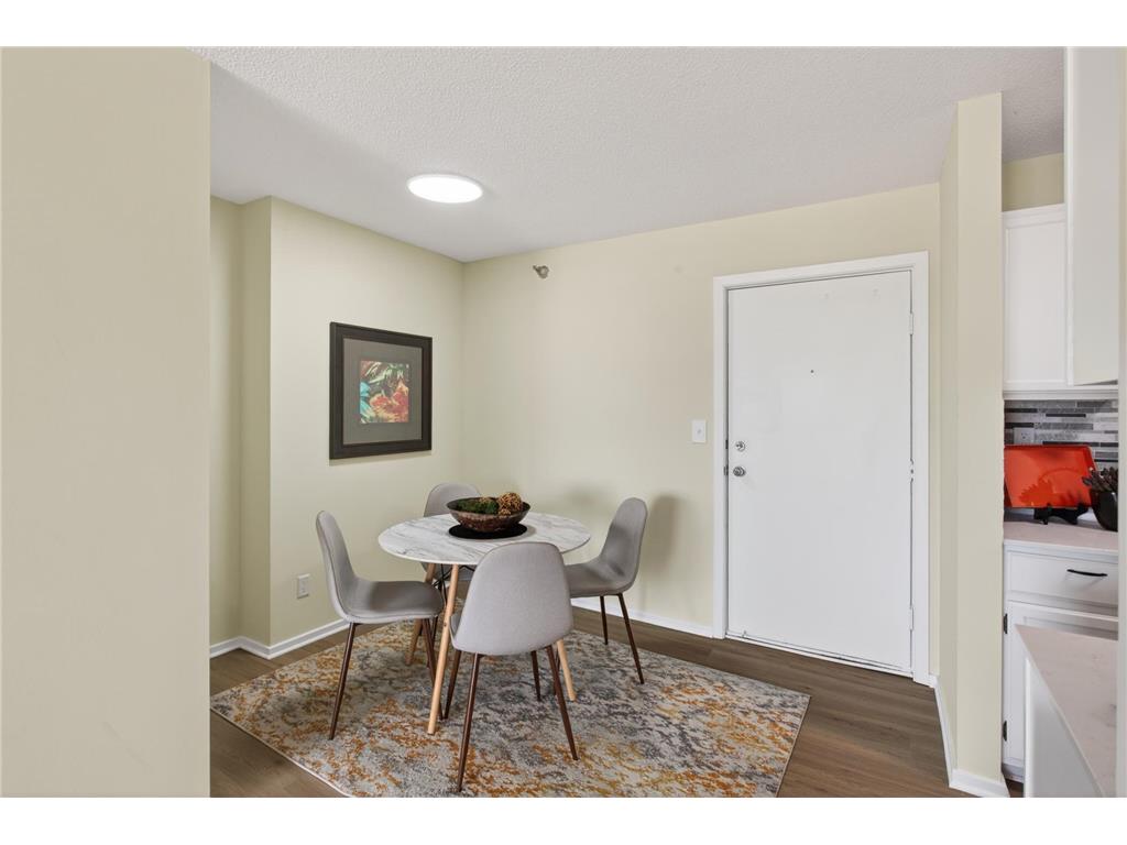 66 9th Street E #2102 Saint Paul MN 55101 7069157 image6