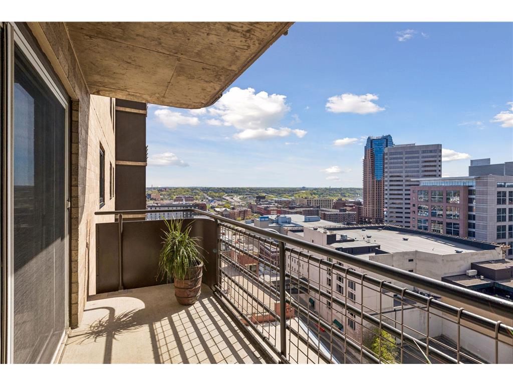 66 9th Street E #2113 Saint Paul MN 55101 7054198 image10