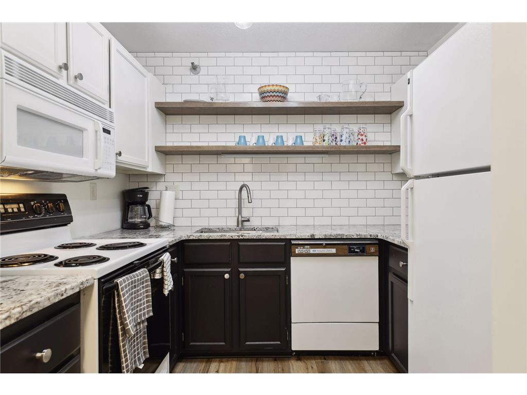 66 9th Street E #2115 Saint Paul MN 55101 7035875 image15