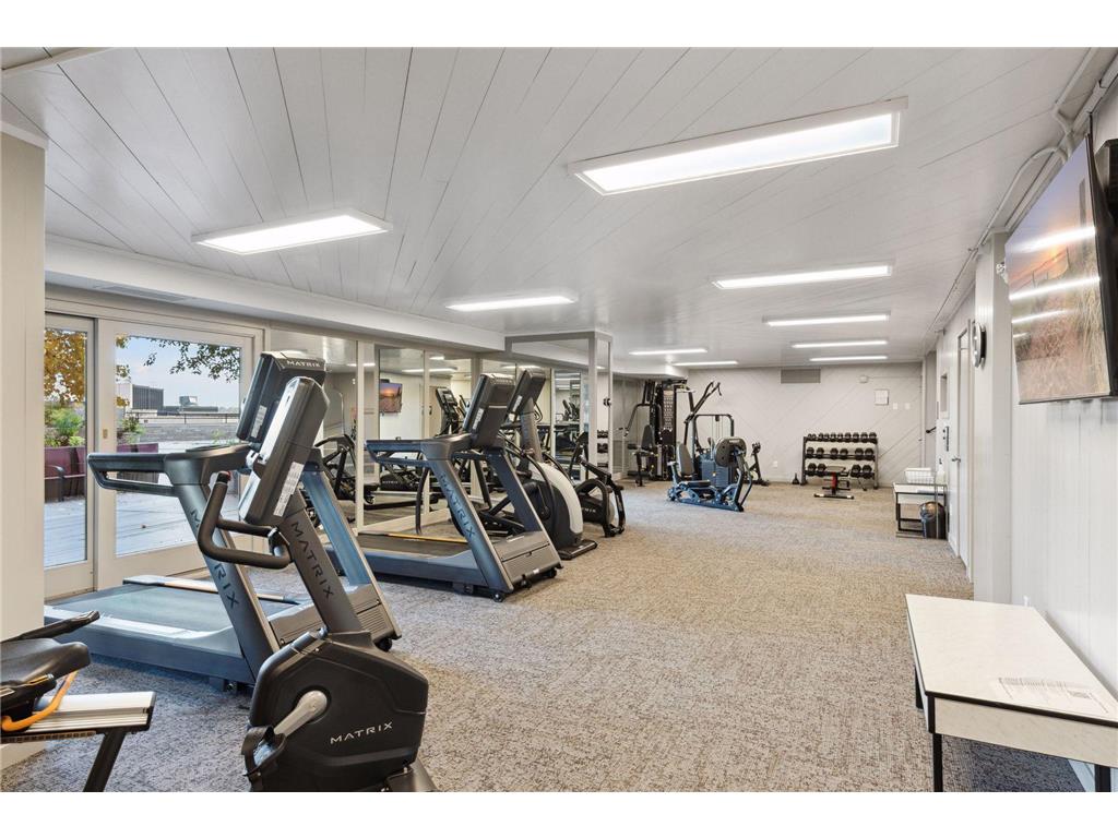 66 9th Street E #2115 Saint Paul MN 55101 7035875 image20