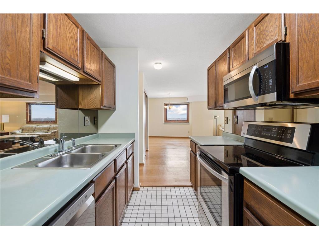 66 9th Street E #2115 Saint Paul MN 55101 7035875 image31