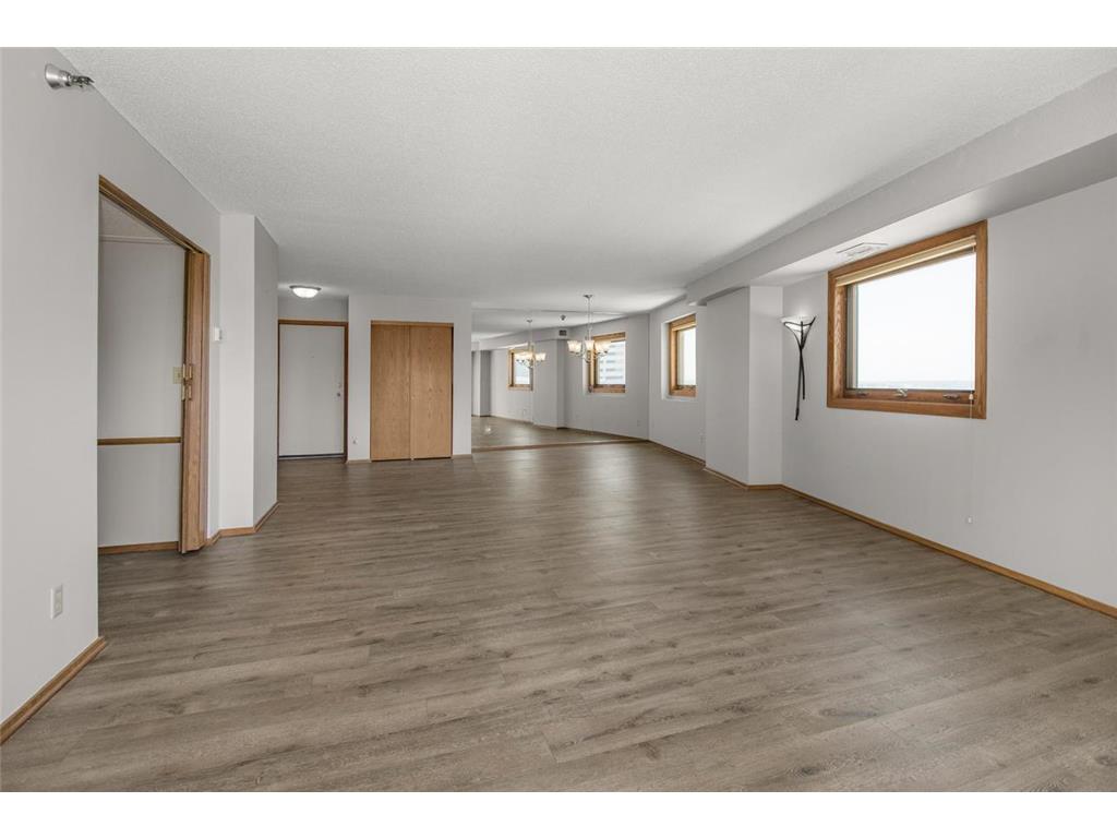 66 9th Street E #2315 Saint Paul MN 55101 6755884 image13