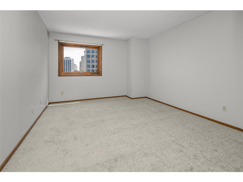 66 9th Street E #2315 Saint Paul MN 55101 6755884 image31