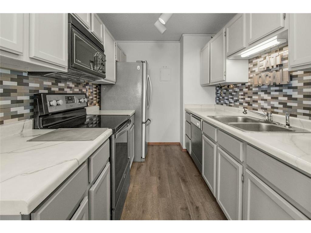 66 9th Street E #2315 Saint Paul MN 55101 6755884 image9