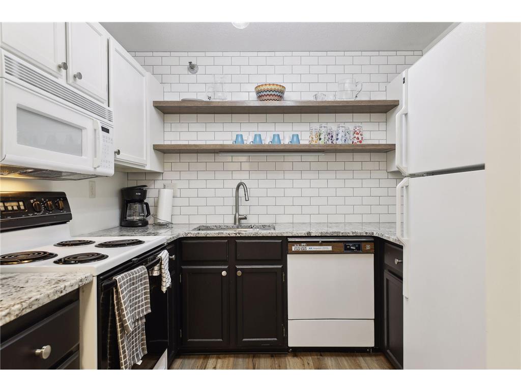 66 9th Street E #2501 Saint Paul MN 55101 6807023 image16