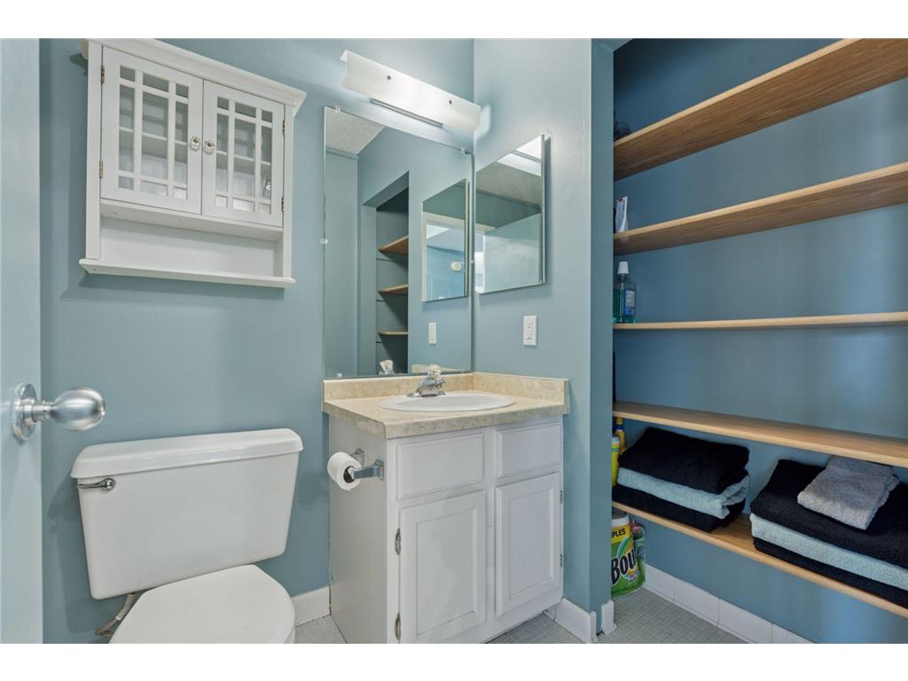 66 9th Street E #2501 Saint Paul MN 55101 6807023 image28