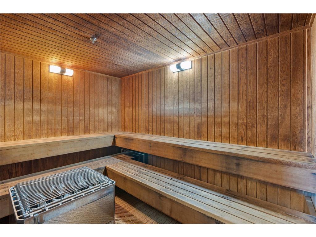 66 9th Street E #2501 Saint Paul MN 55101 6807023 image30