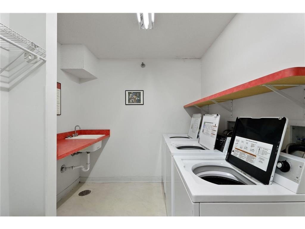 66 9th Street E #2501 Saint Paul MN 55101 6807023 image35