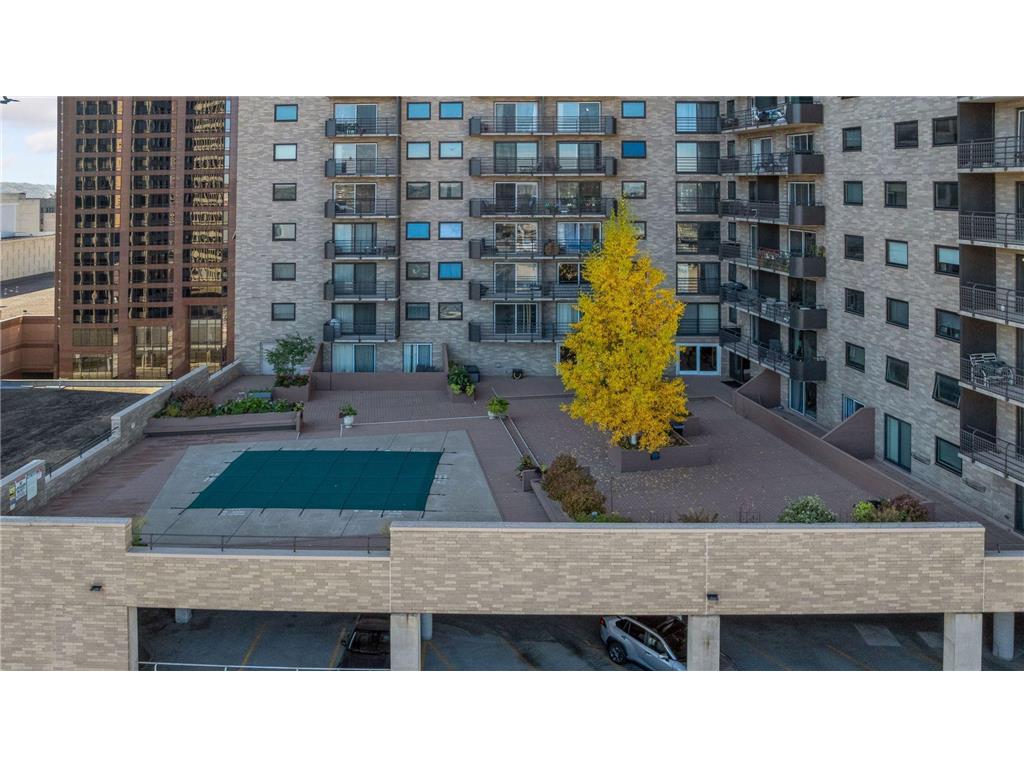 66 9th Street E #2501 Saint Paul MN 55101 6807023 image46