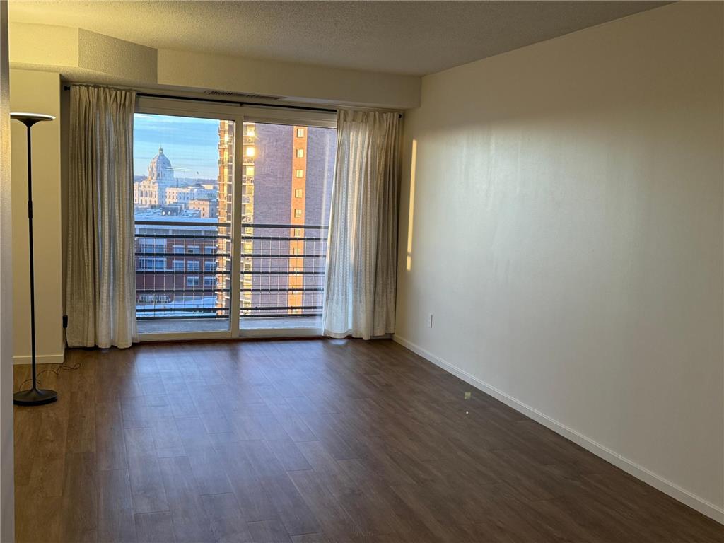 66 9th Street E #2512 Saint Paul MN 55101 7015350 image29