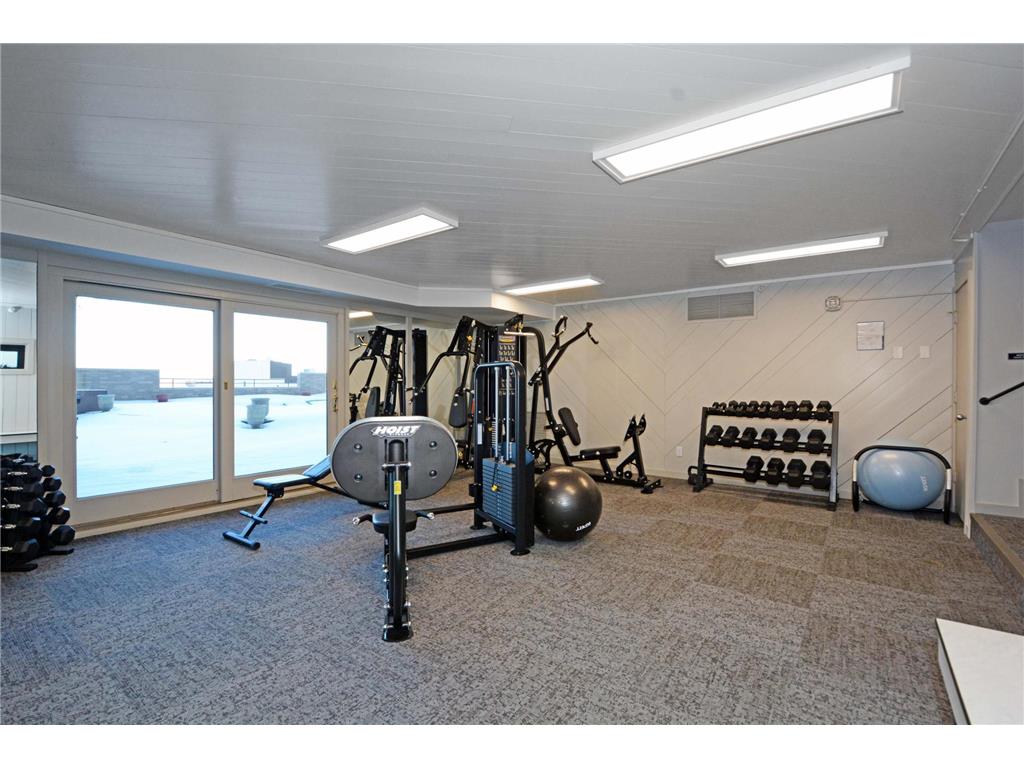 66 9th Street E #2512 Saint Paul MN 55101 7015350 image48