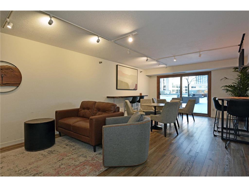 66 9th Street E #2512 Saint Paul MN 55101 7015350 image49