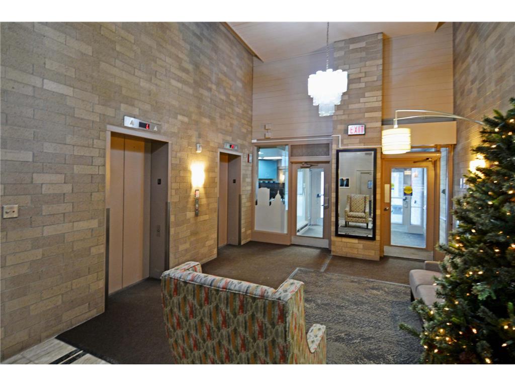 66 9th Street E #2512 Saint Paul MN 55101 7015350 image6