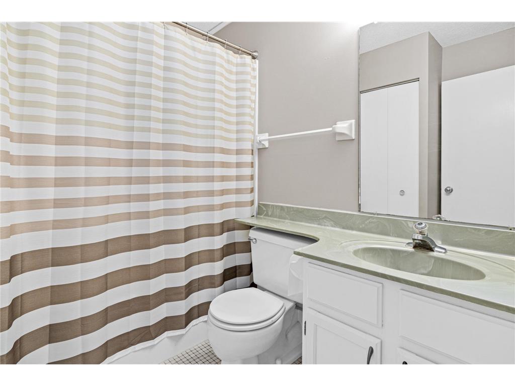 66 9th Street E #1613 Saint Paul MN 55101 7051503 image13