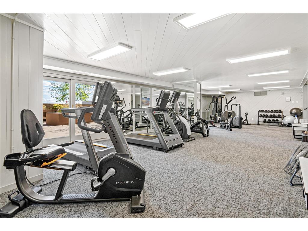 66 9th Street E #1613 Saint Paul MN 55101 7051503 image24