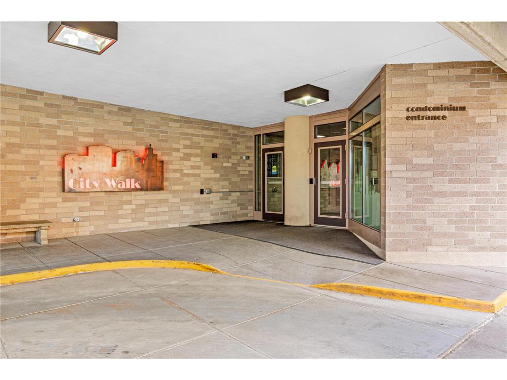 66 9th Street E #1613 Saint Paul MN 55101 7051503 image28
