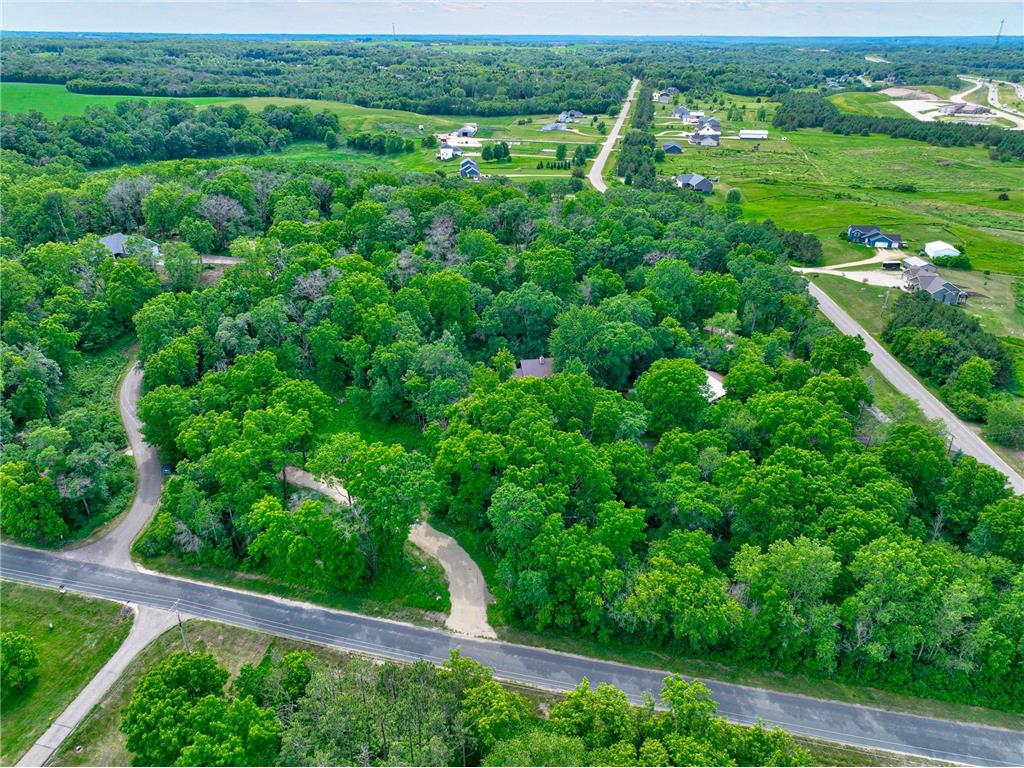 660 100th Street Roberts WI 54023 7088651 image2