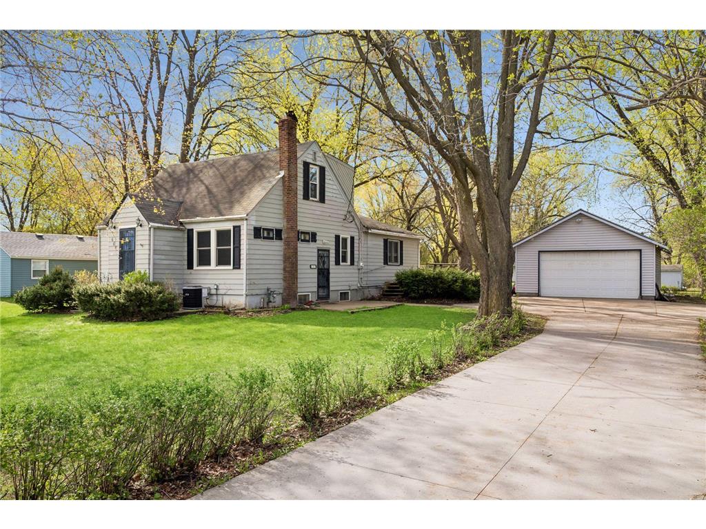 660 County Road D E Little Canada MN 55117 7063726 image1