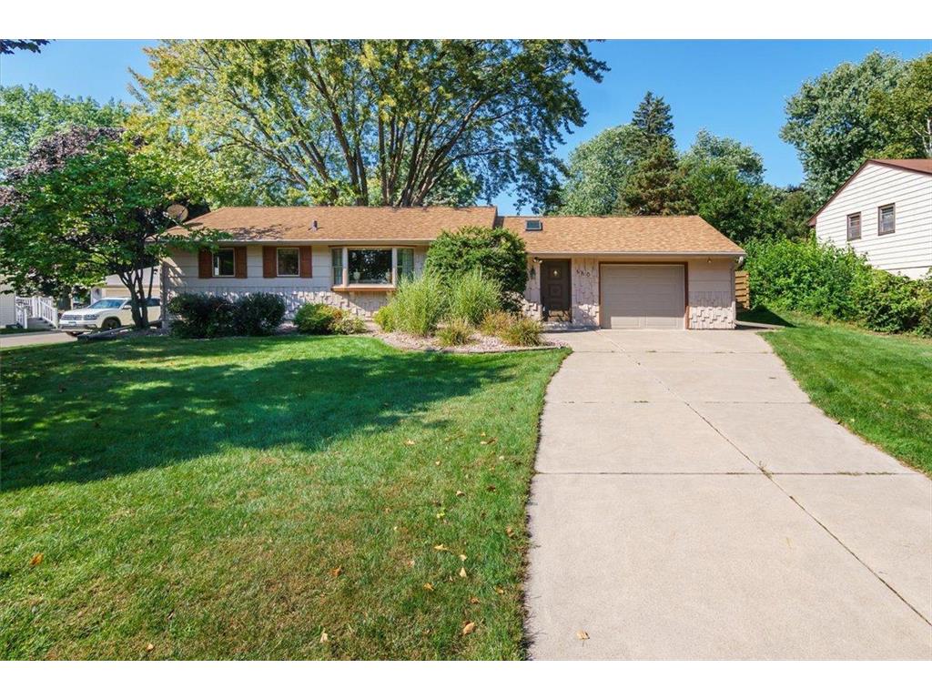 660 Greene Avenue N Oakdale MN 55128 6782820 image1