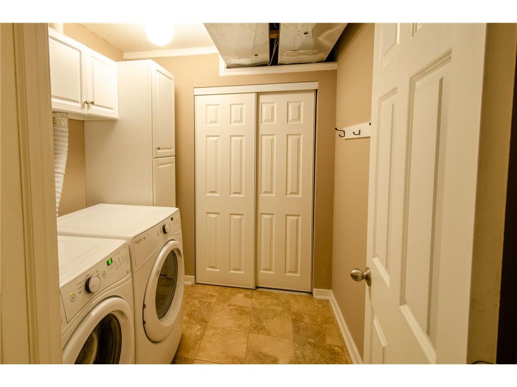 660 Kingfisher Lane #I Woodbury MN 55125 7049922 image27