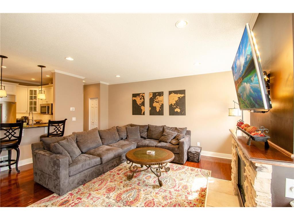 660 Kingfisher Lane #I Woodbury MN 55125 7049922 image8
