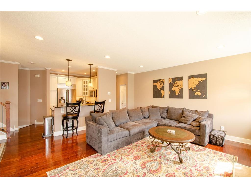660 Kingfisher Lane #I Woodbury MN 55125 7049922 image9