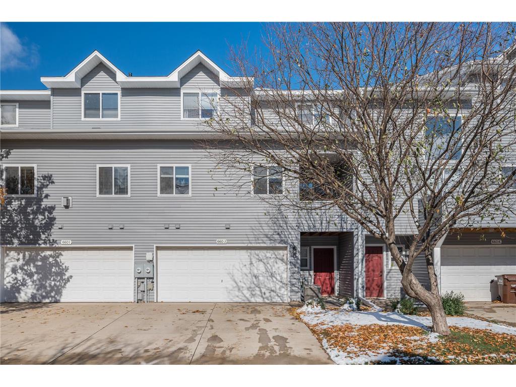 660 Kingfisher Lane #J Woodbury MN 55125 6471392 image1