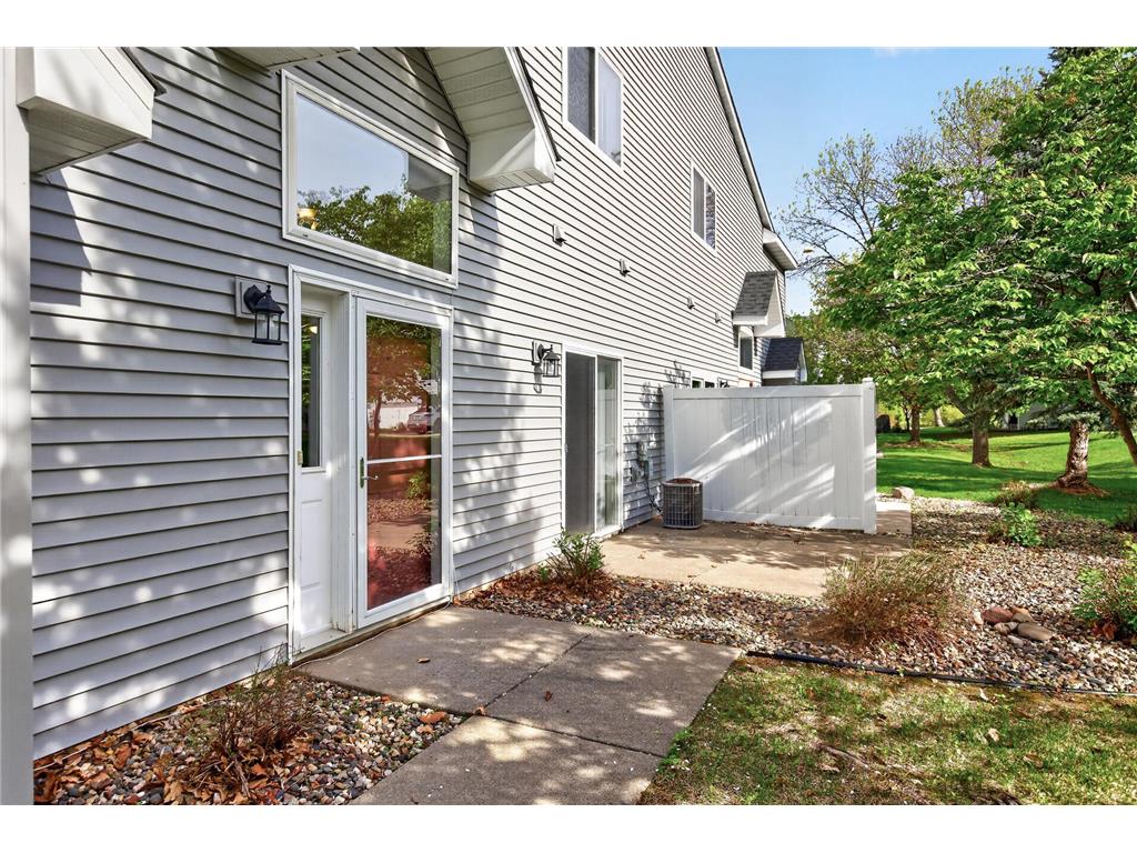 660 Kingfisher Lane #L Woodbury MN 55125 7068390 image30