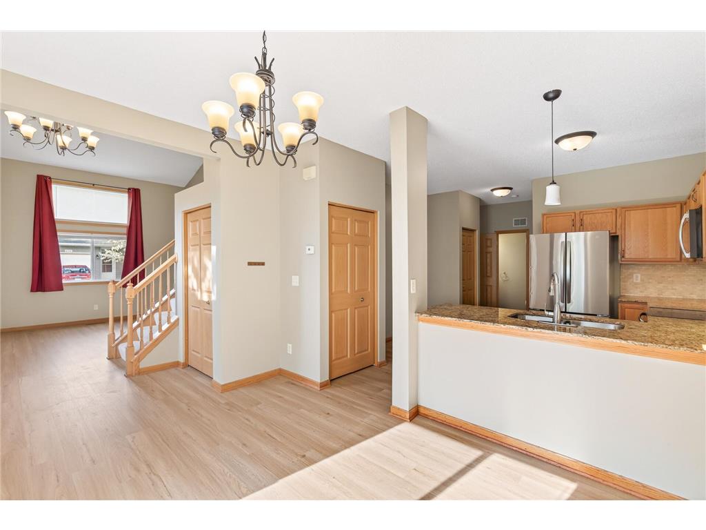660 Kingfisher Lane #L Woodbury MN 55125 7068390 image8