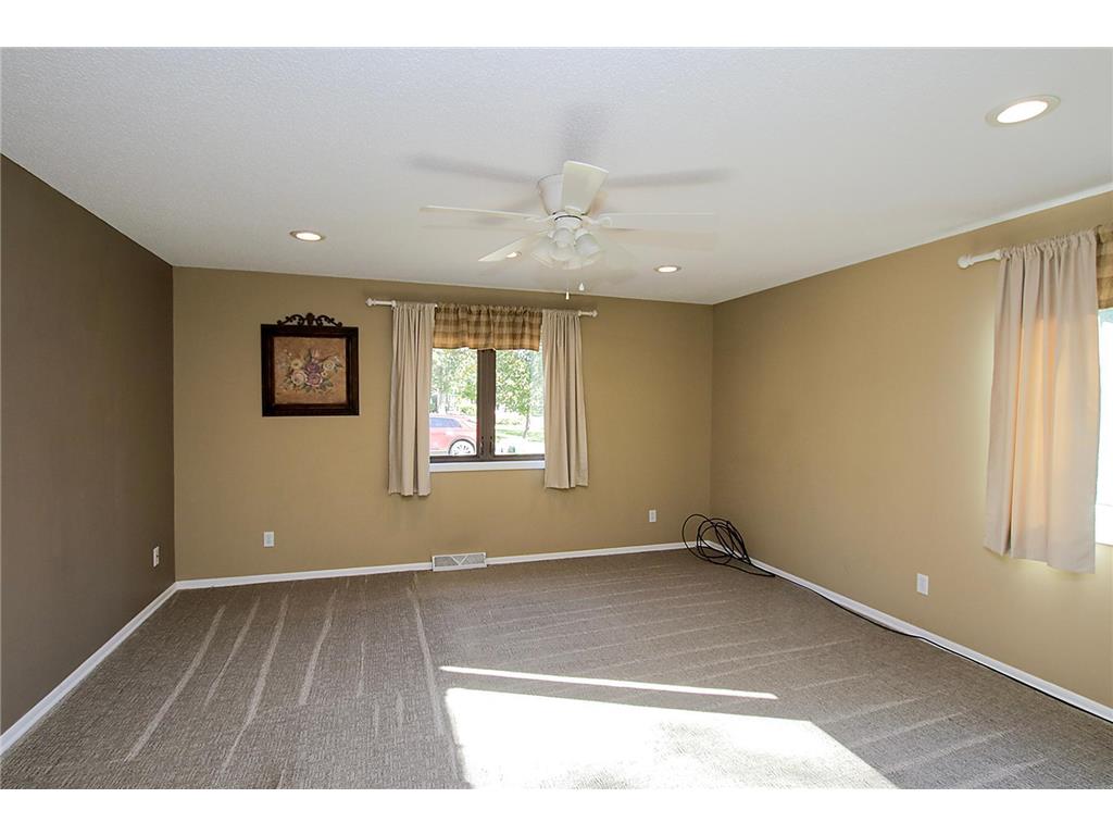 660 Lakewood Drive SW Hutchinson MN 55350 - Otter 6742074 image13