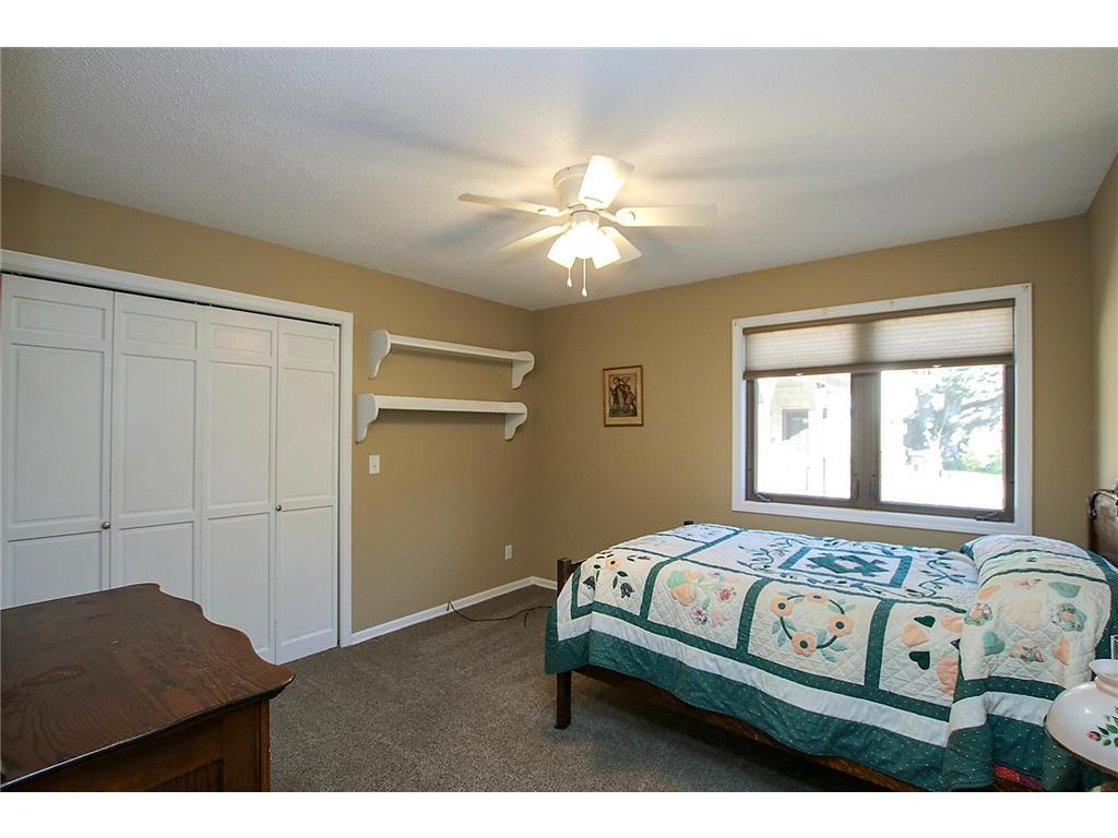 660 Lakewood Drive SW Hutchinson MN 55350 - Otter 6742074 image17