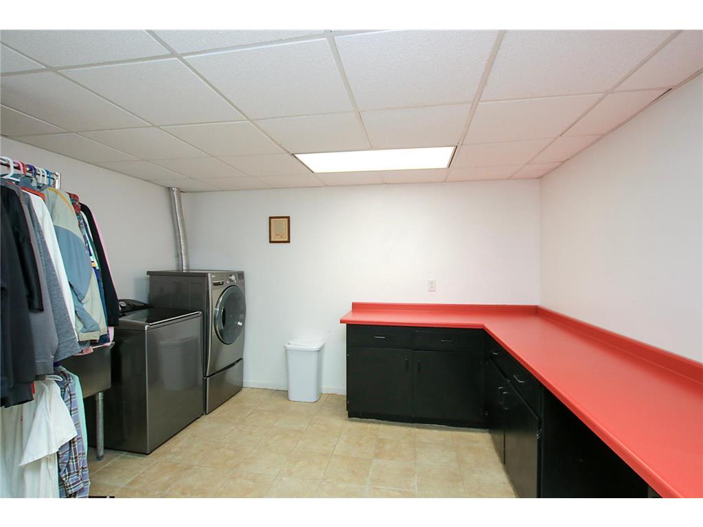 660 Lakewood Drive SW Hutchinson MN 55350 - Otter 6742074 image26