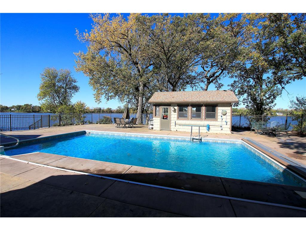 660 Lakewood Drive SW Hutchinson MN 55350 - Otter 6742074 image41