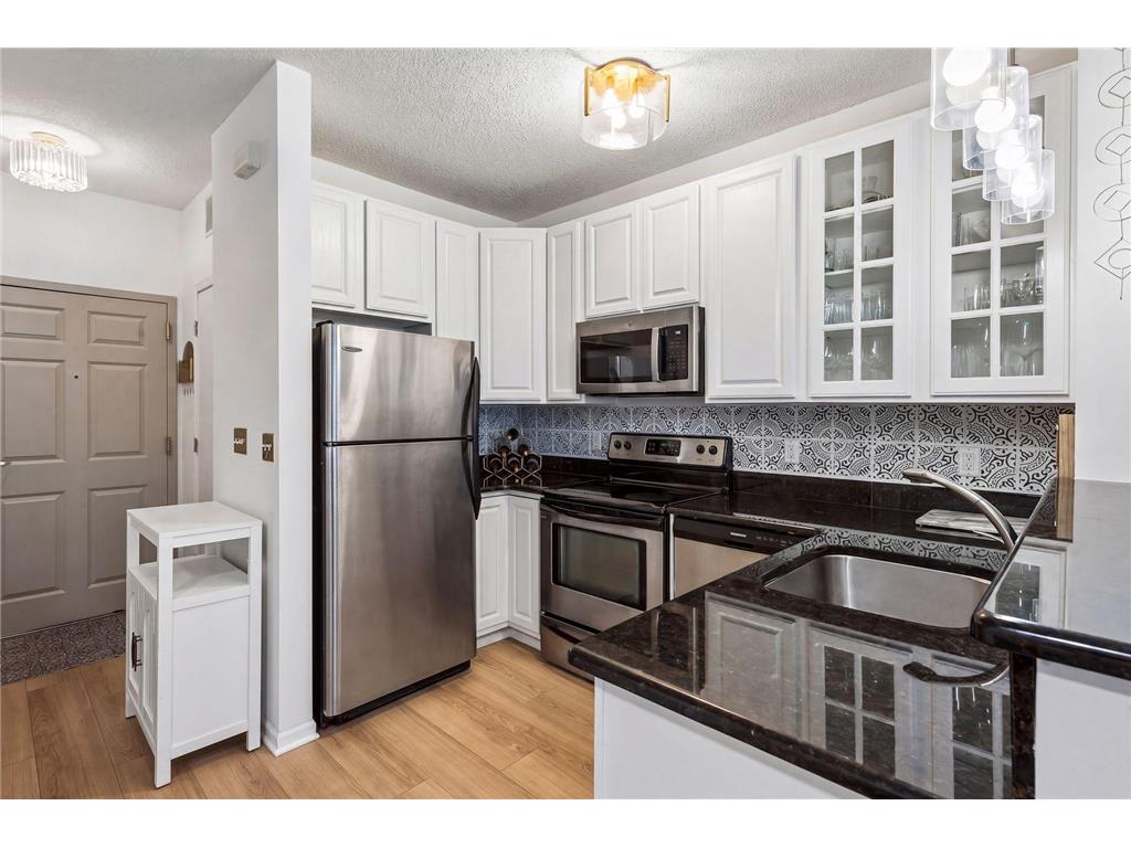 660 N 2nd Street #114 Minneapolis MN 55401 7070093 image4
