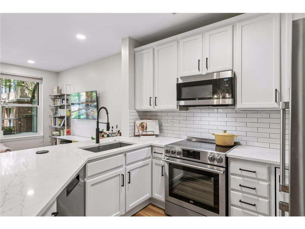 660 N 2nd Street #118 Minneapolis MN 55401 7084702 image16