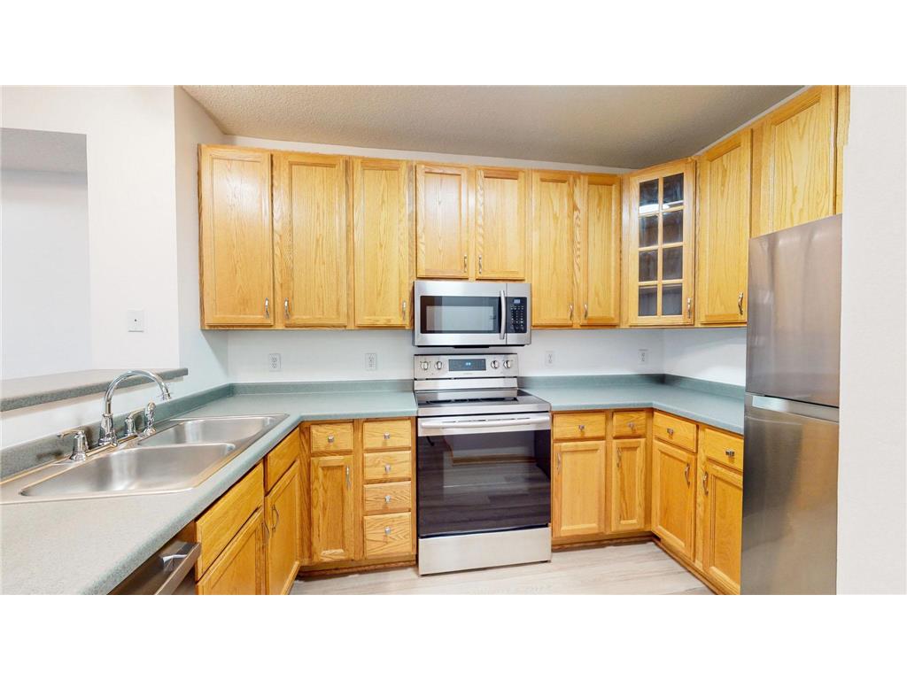 660 N 2nd Street #301 Minneapolis MN 55401 7063375 image4