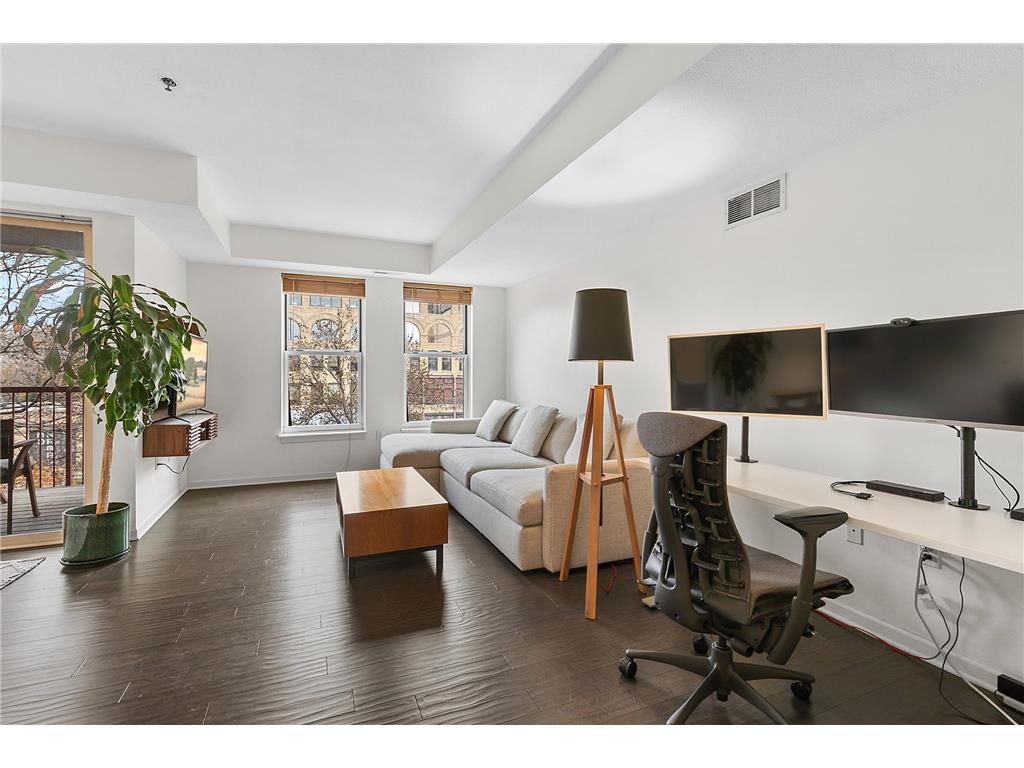 660 N 2nd Street #303 Minneapolis MN 55401 6818374 image9