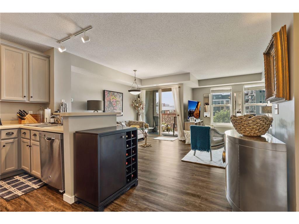 660 N 2nd Street #410 Minneapolis MN 55401 6396731 image1