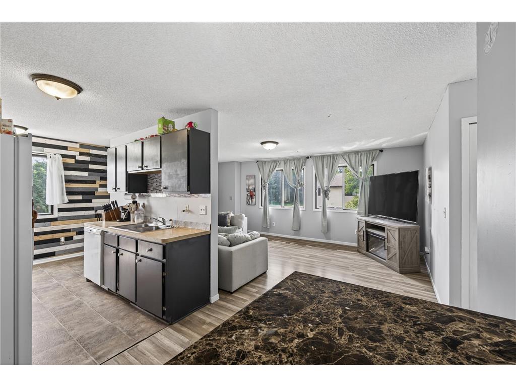 6600 84th Court N Brooklyn Park MN 55445 7075543 image2