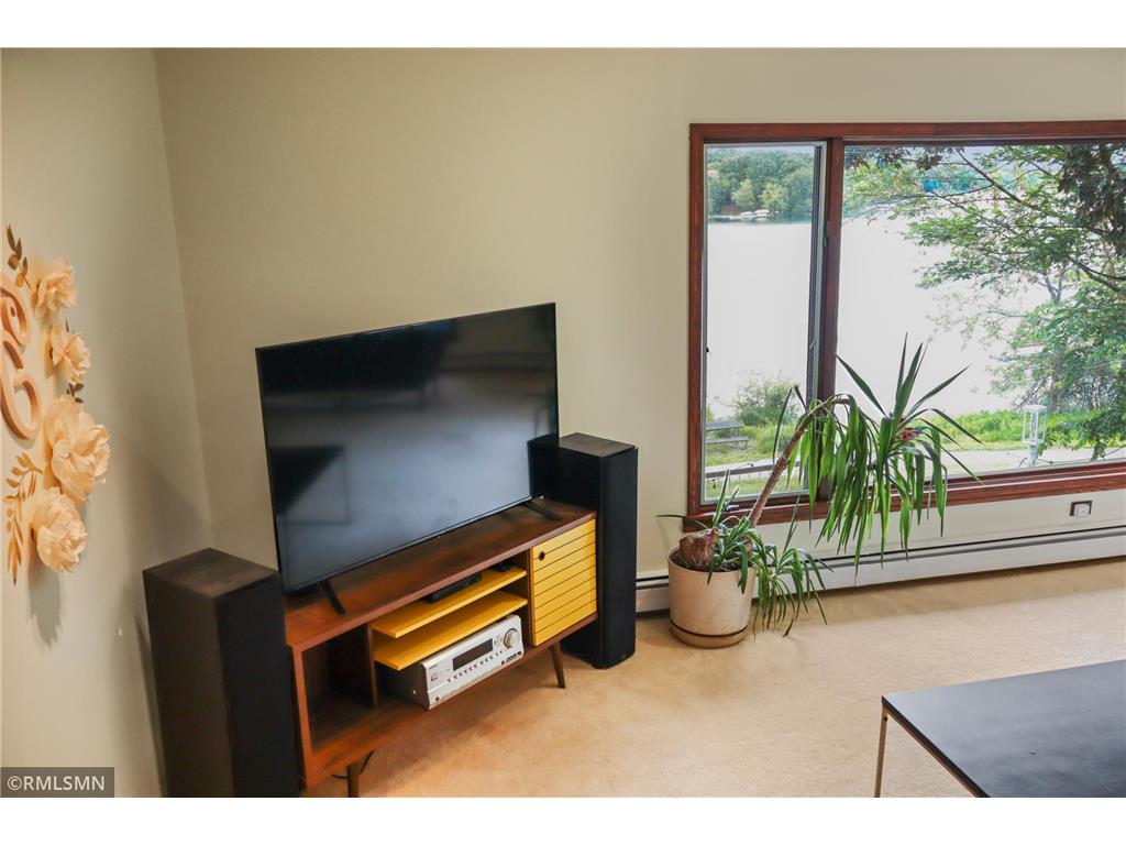 6600 Lotus Trail, Chanhassen, MN, 55317 MLS 6542252 Edina Realty