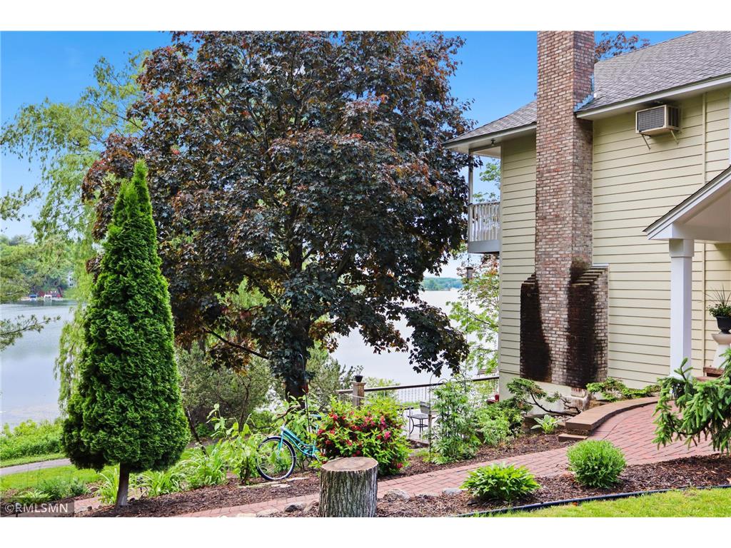 6600 Lotus Trail, Chanhassen, MN, 55317 MLS 6542252 Edina Realty