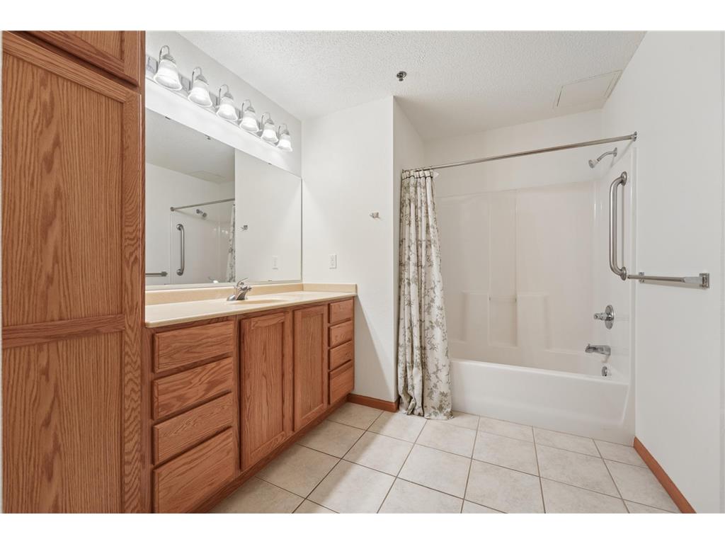 6600 Lyndale Avenue S #402 Richfield MN 55423 7021199 image21