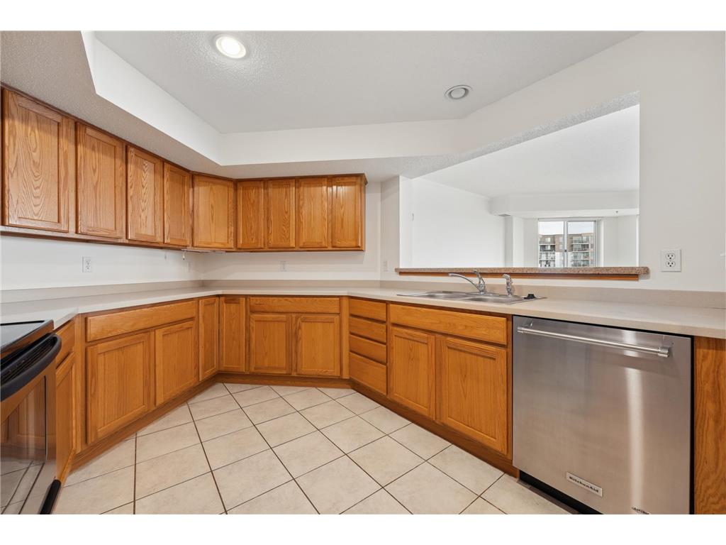 6600 Lyndale Avenue S #402 Richfield MN 55423 7021199 image9