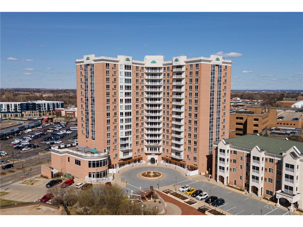 6600 Lyndale Avenue S #603 Richfield MN 55423 - Wood 6701183 image1