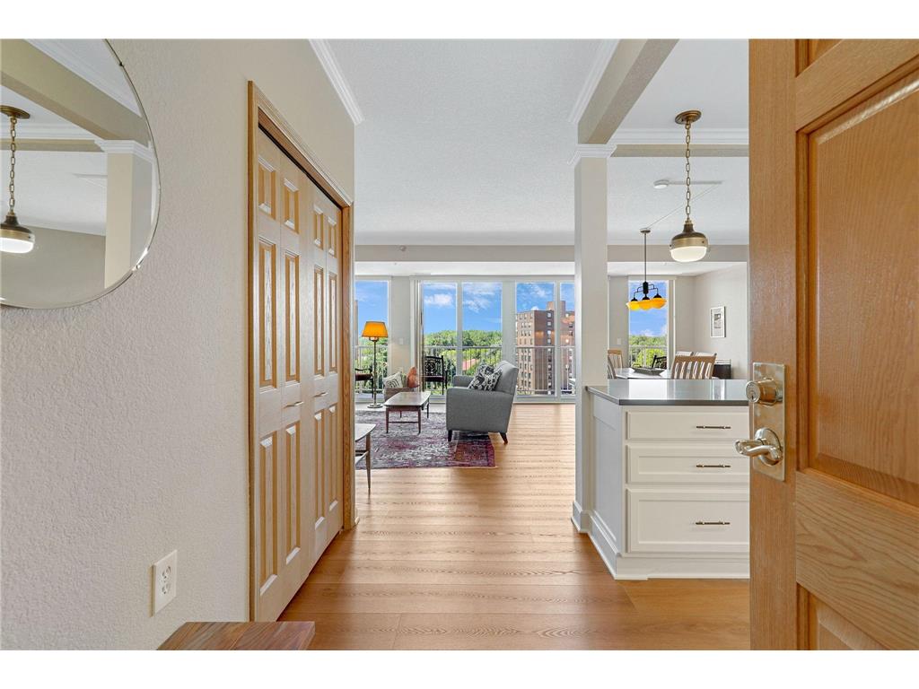 6600 Lyndale Avenue S 604, Richfield, MN 55423 MLS 6234204 Edina