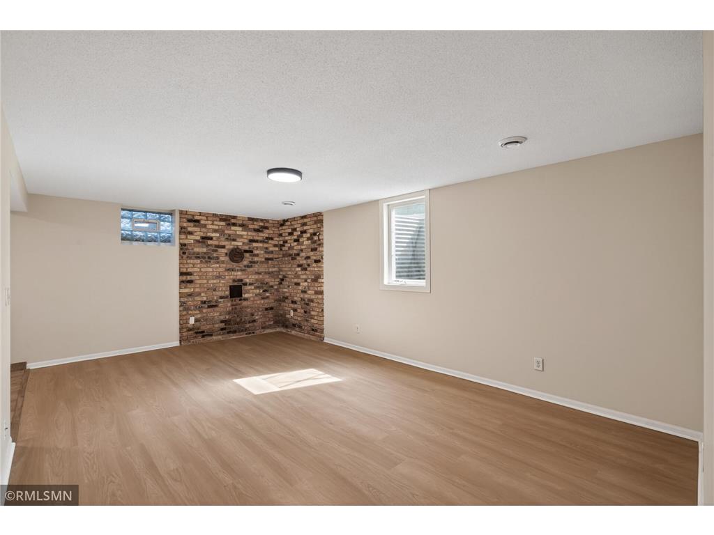 6601 Zealand Avenue N Brooklyn Park MN 55428 7082501 image14