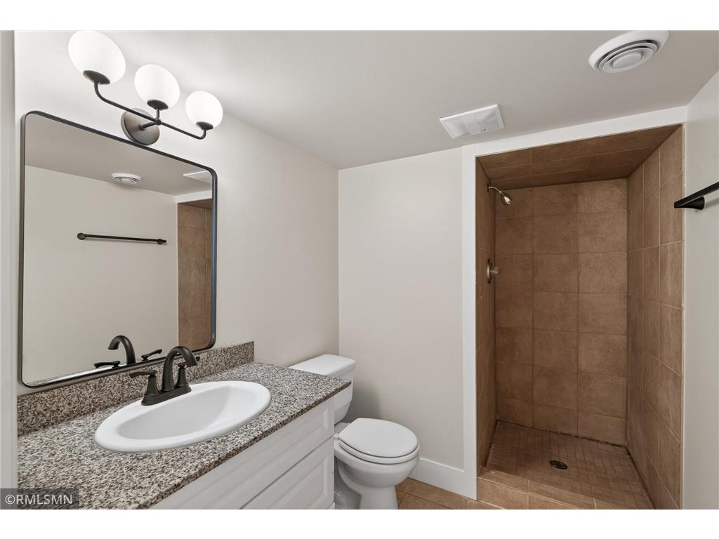 6601 Zealand Avenue N Brooklyn Park MN 55428 7082501 image18