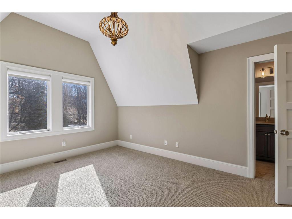 6604 Mohawk Trail Edina MN 55439 7048542 image25