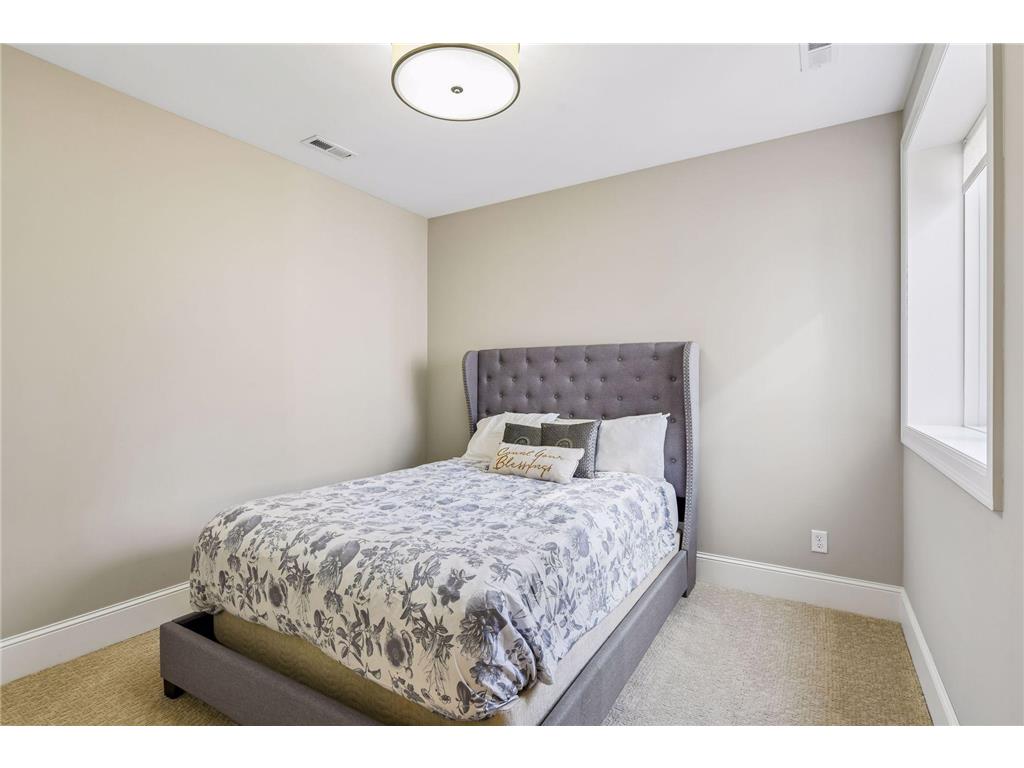 6604 Mohawk Trail Edina MN 55439 7048542 image34
