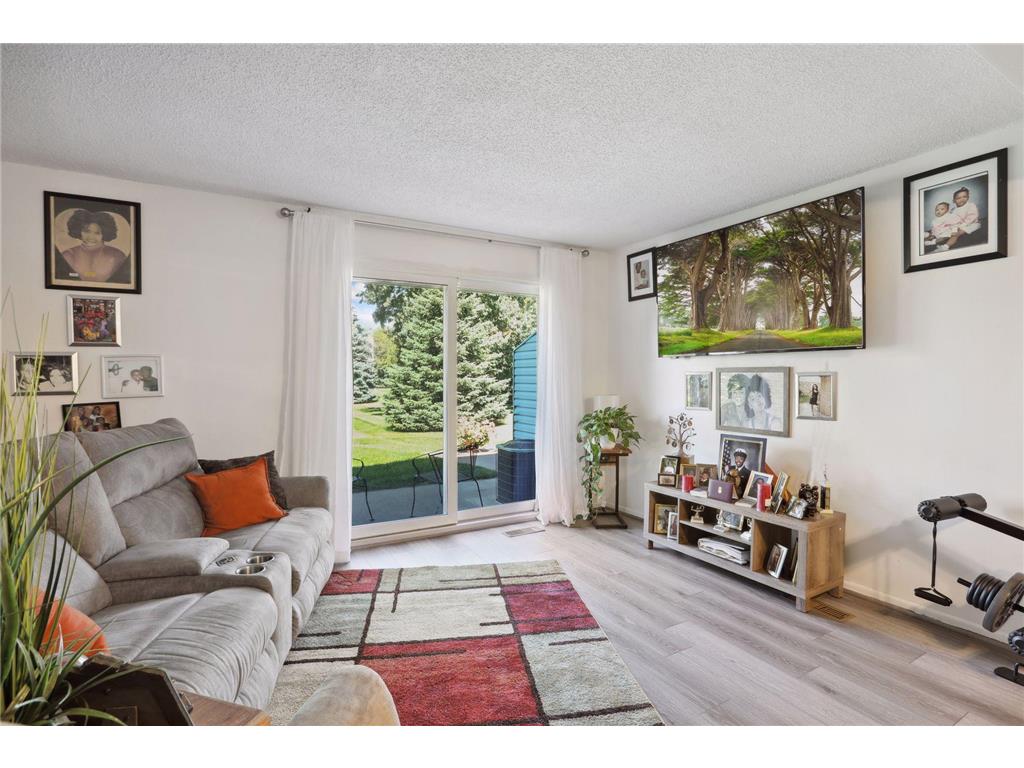 6604 Xerxes Place N Brooklyn Center MN 55430 6434029 image1